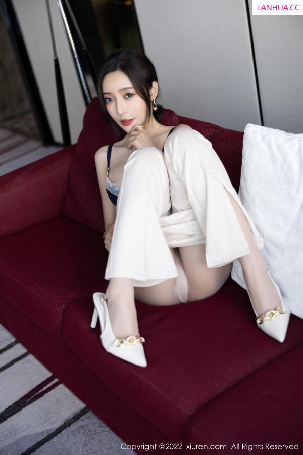 王馨瑶  [XiuRen]高清写真图 2022.12.09 No.5978 王馨瑶yanni 时尚美腿第64张图片